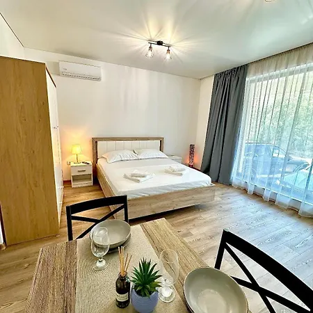 B1 Boutique Năvodari